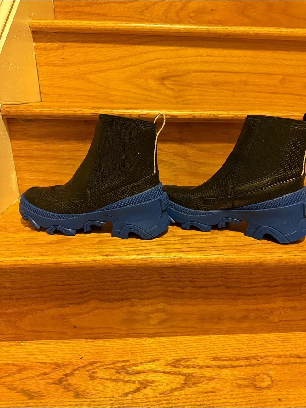 Sorel Black and Blue Waterproof Chelsea Rain Boots